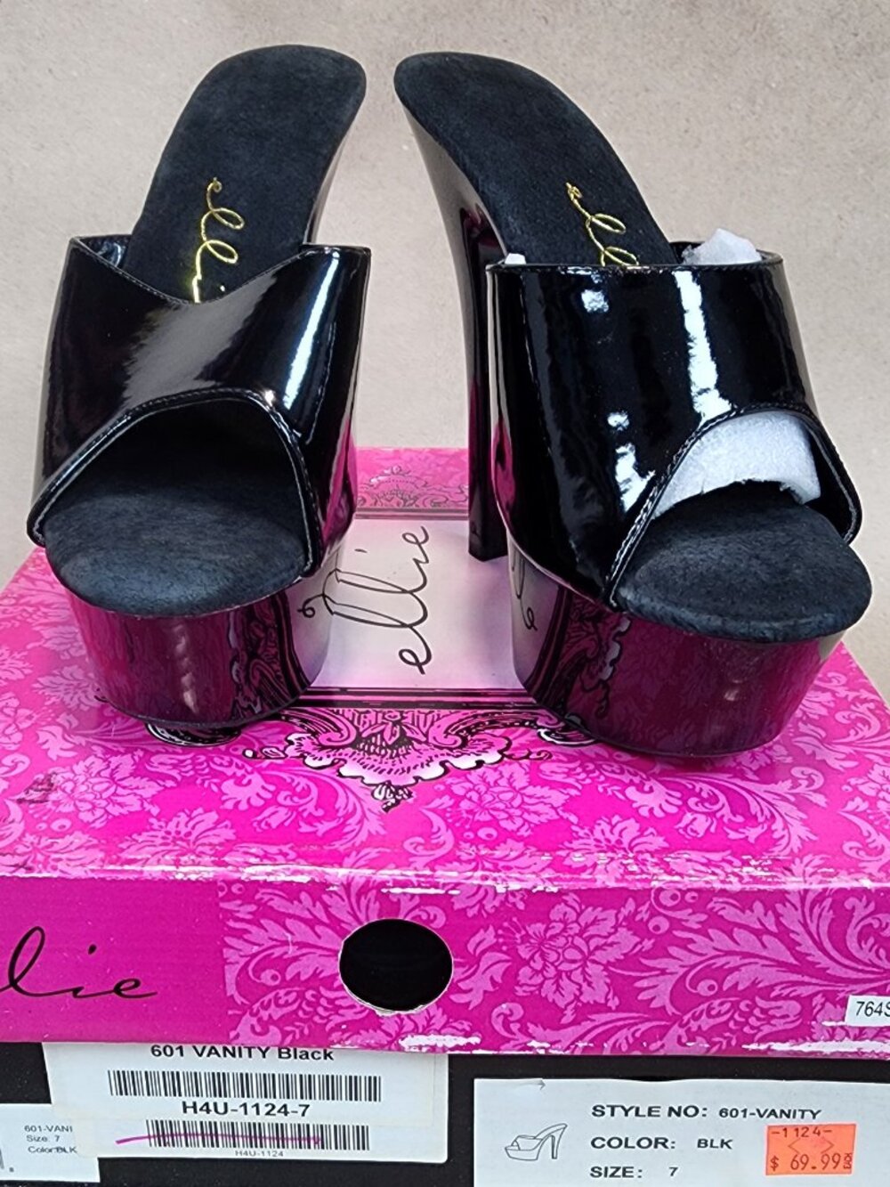 H4U-1124 Ellie Vanity 601
